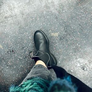 BLUNDSTONE 510 Black Chelsea Boots LIGHTLY WORN
